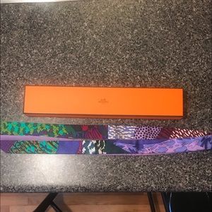 Hermès Twilly Scarf